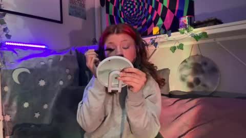 BakxBee online show from August 7, 4:52 am