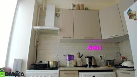 Gaylord online show from March 10, 9:01 am