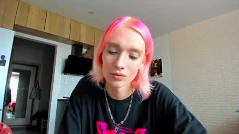 Gaylord online show from April 22, 11:17 am