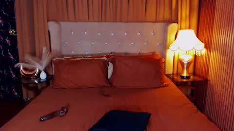 _empressvalerie_ online show from September 30, 10:32 pm