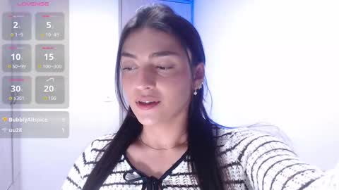 Snapshot of _ericavanderhill_ chatting on October 5, 3:07 am  Erica Vanderhill  online show from October 5, 3:07 am
