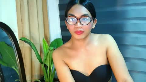 _karie_ online show from February 1, 7:23 pm