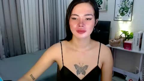 _sophie_69 online show from October 30, 8:35 am