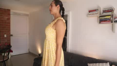 Anastasia Vahos online show from June 4, 5:27 pm