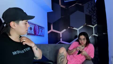Snapshot of abbysmiitth_ chatting on October 22, 7:49 pm Abby Smith online show from October 22, 7:49 pm
