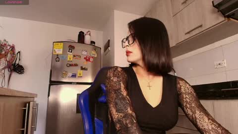 MARIA ANGEL IG iamangel45  online show from April 26, 4:49 pm