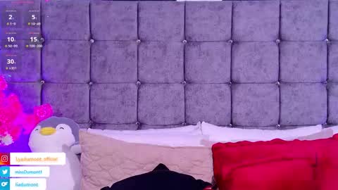 Queen Dumont   online show from March 3, 9:22 pm