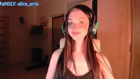 Alice Aris online show from April 21, 8:48 pm