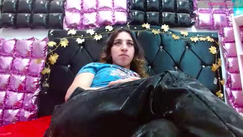Snapshot of alice_magnus chatting on October 22, 2:41 pm alice online show from October 22, 2:41 pm