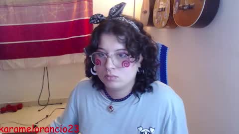 Alicia Aldara online show from September 17, 7:02 am