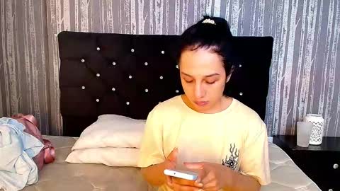 alicee_moonn online show from March 23, 5:07 pm