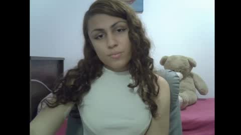 alicia_axiom online show from April 9, 5:30 pm