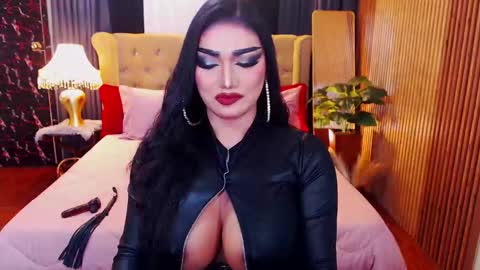 Alura Jhenson online show from February 4, 1:43 am