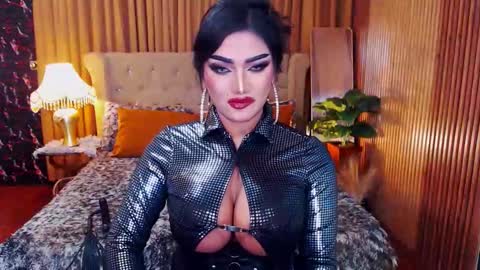 Alura Jhenson online show from March 4, 7:29 pm