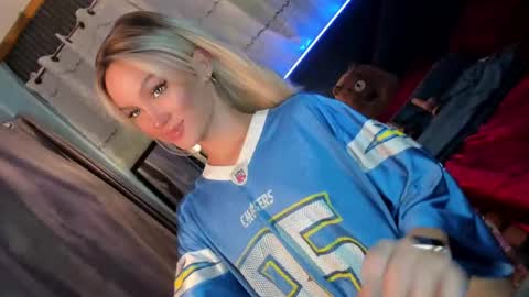 amelinckx online show from February 23, 7:49 pm