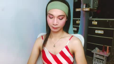 Tina online show from October 17, 6:33 pm