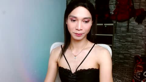 Tina online show from March 8, 7:50 pm