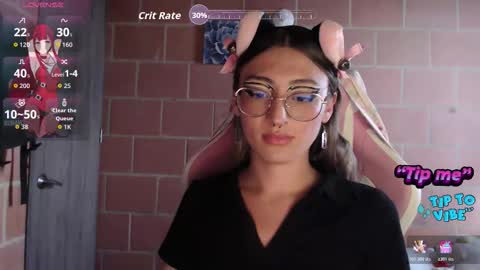 Andrea  online show from February 18, 9:55 pm