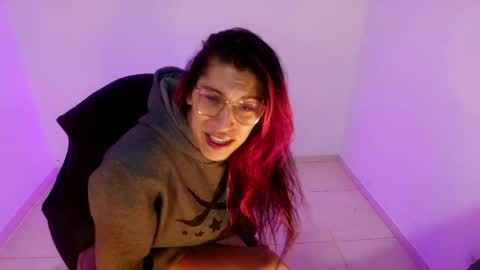 angele online show from April 22, 7:32 pm