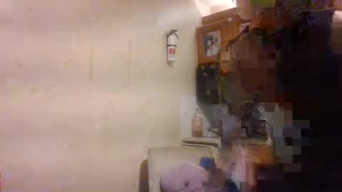 Angelikka Freakd out Pikkels online show from February 25, 10:20 am