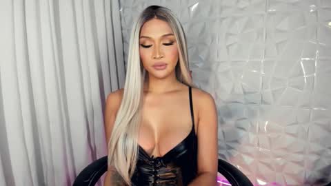 MEGAN online show from March 2, 7:21 pm