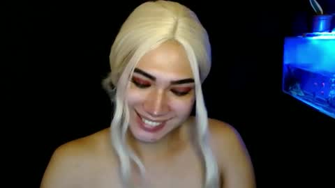 Snapshot of aphr0dite_x chatting on January 4, 7:24 am Roman Goddess online show from January 4, 7:24 am