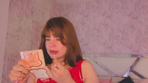 Isabella online show from April 6, 8:09 pm