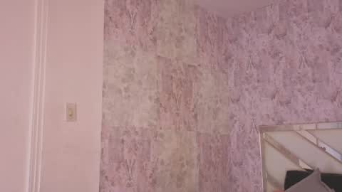 Isabella online show from April 15, 8:31 pm