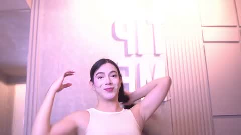 Ariaa online show from June 24, 6:39 pm