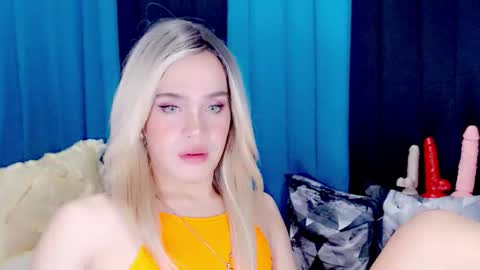 ARIANNE CUMS  online show from February 15, 7:51 am