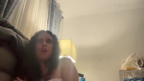 Aria online show from February 18, 4:26 am