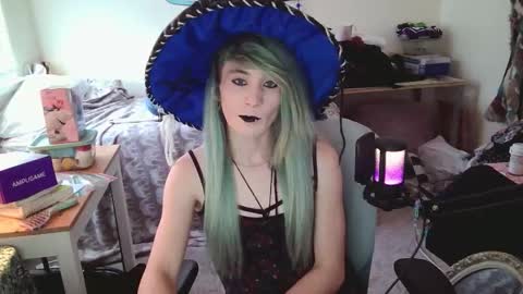 Ashley Scarlett online show from December 2, 7:50 pm