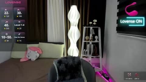 Your goddess AUDREY  FOLLOW ME online show from February 19, 4:14 pm