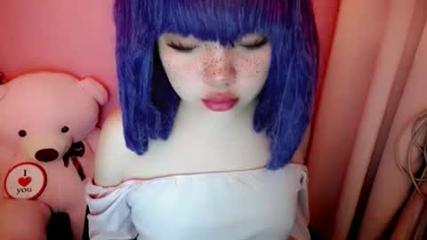 cute online show from April 17, 12:24 am