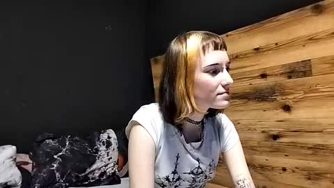 Snapshot of ayannapoellinetz chatting on October 7, 6:25 am Eva online show from October 7, 6:25 am