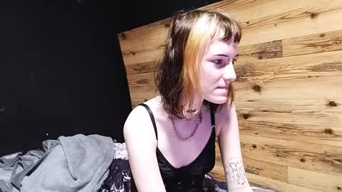 Snapshot of ayannapoellinetz chatting on November 1, 8:22 am Eva online show from November 1, 8:22 am