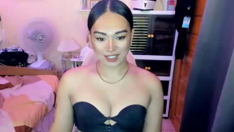 rachel   Dont forget to follow me and give a thumbsup before you  YOU FOR VISITING MY ROOM online show from November 10, 7:42 am