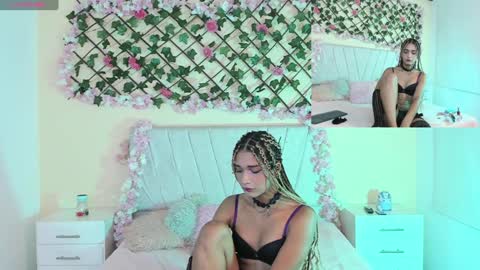 Snapshot of baby_kaliope chatting on January 1, 5:01 am Kaliope online show from January 1, 5:01 am