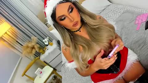 ASK ME IN PM online show from December 24, 8:05 pm