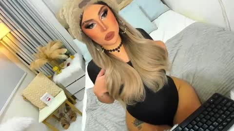 ASK ME IN PM online show from January 10, 9:31 pm