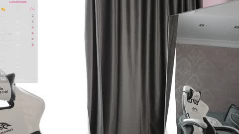 Gloria online show from April 3, 2:37 pm