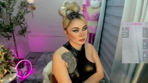 Miss Alexa Fields  online show from December 13, 8:04 pm