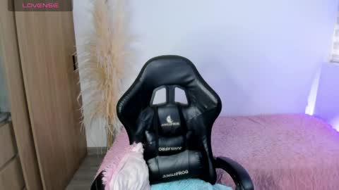 Cami online show from April 10, 9:53 pm