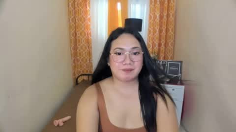 BABY LEXIE online show from April 13, 5:44 am