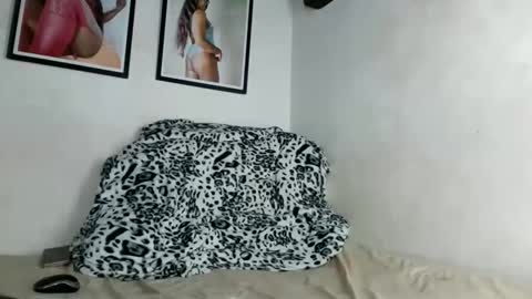 cristina online show from May 6, 5:36 am