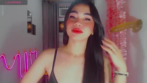 kiaaannaaaa online show from April 21, 10:16 pm