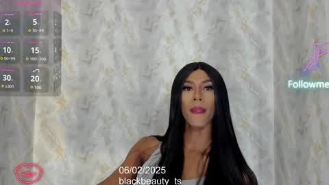 Nina online show from February 17, 3:09 pm