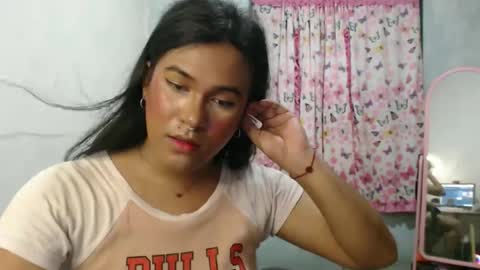 Ellez online show from April 23, 12:29 pm