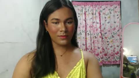 Ellez online show from April 24, 7:28 pm