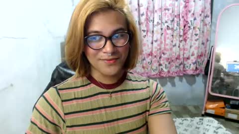 Ellez online show from July 13, 6:54 pm